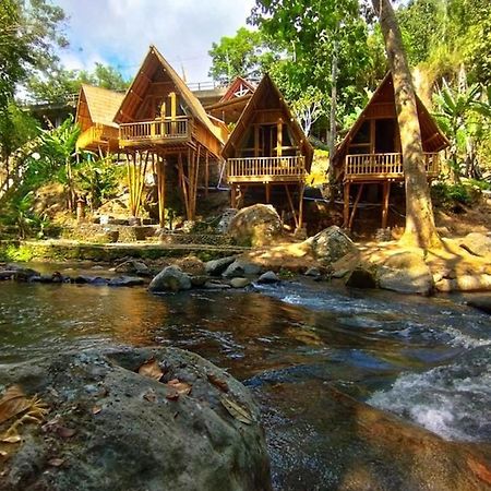 Aksha Riverside Ubud Tampaksiring ภายนอก รูปภาพ